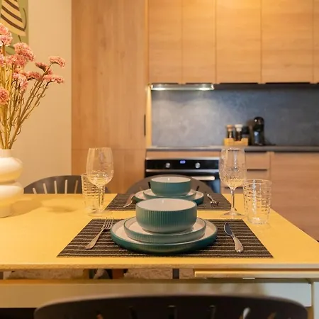 Stylish 1br In Old Town Newly Renovated 2026